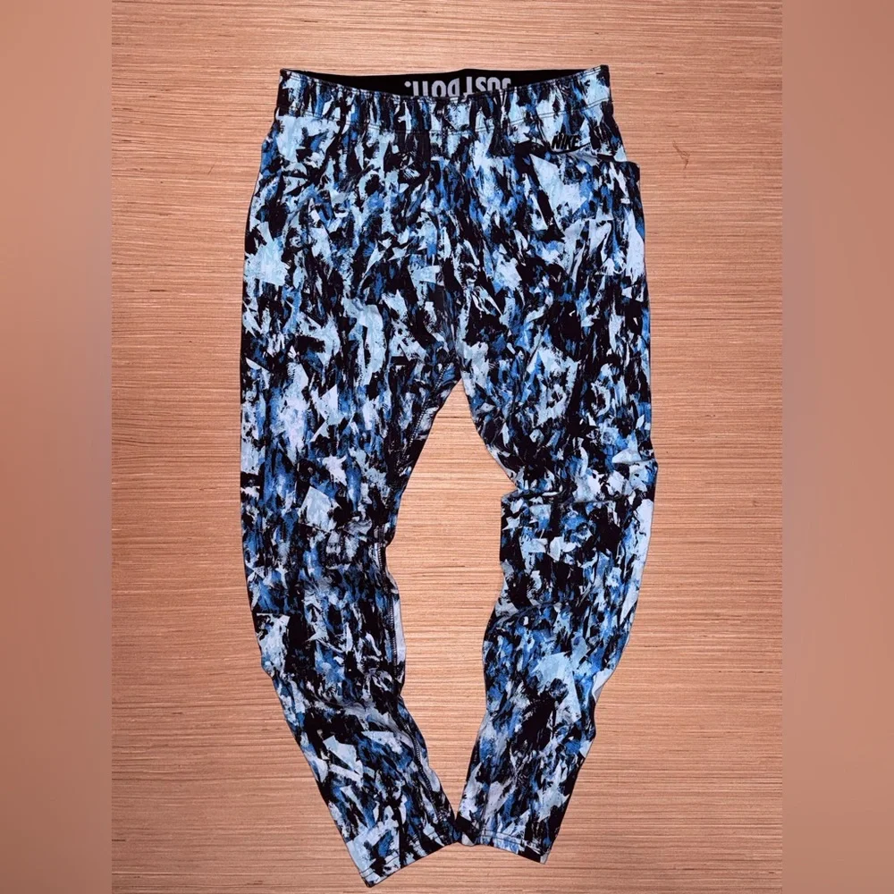 Nike Leg-a-See Mish Mash Leggings - Picture 4 of 9